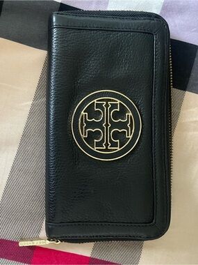Tory Burch Black Leather Zip-Around Wallet with Gold Emblem